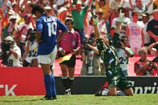Kegagalan penalti Baggio...