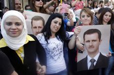 Assad ditantang 10 pesaing...