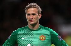 Lindegaard sebut Giggs...