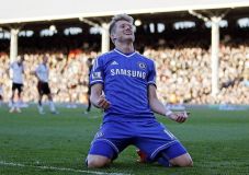 Schurrle balas serang...