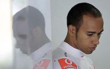 Hamilton idolakan Ayrton...