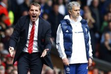 Dikritik Rodgers, Mou...