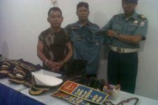Istri muda pun tertipu...