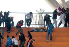 Fans sepakbola tewas...