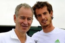 Andy Murray pertimbangkan...