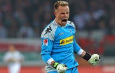 Ter Stegen menanti panggilan...