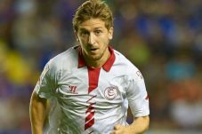 Pilih Sevilla atau Chelsea,...