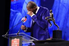 Kevin Durant rebut gelar...