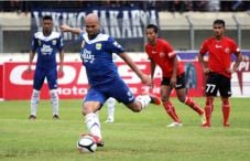 Persija masih unggul...