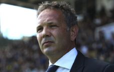 Ditolak De Boer, Spurs...