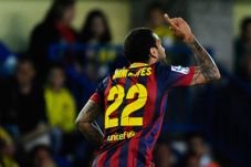 Alves jamin Barca tak...