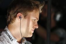 Rosberg kecewa berat...