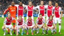 Ajax ajari Persija main...