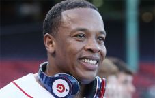 Jobs dan Dr Dre bicarakan...