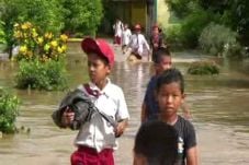 Sekolah terendam banjir...
