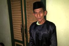 Warga korban KBT ancam...