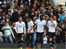 Gasak Aston Villa, Spurs...