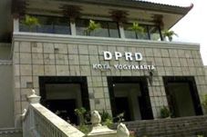 10 kursi DPRD Kota Yogyakarta...