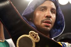 Froch bikin Ward garuk-garuk...