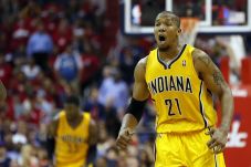 West antar Pacers ke...