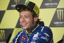 Rossi buka negosiasi...