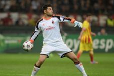 Milan lepas Amelia