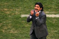 Maradona ingin kembali...
