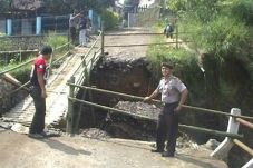 Jembatan Solokaso di...