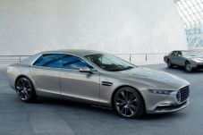 Lagonda besutan Aston...