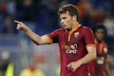 Serigala Roma Tertahan...