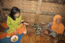 Seorang Guru PNS di...