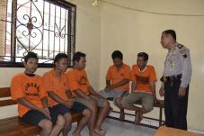 5 Preman Jadi Tersangka...