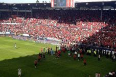 68 Fans Terluka di Laga...