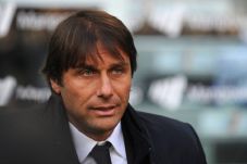 Pirlo Minta Conte Setia...