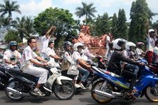 Aksi Konvoi Siswa Resahkan...