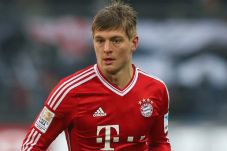 Kroos Sepakat Berlabuh...