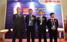 Ingin Cari Spare-Parts...