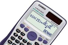 Kalkulator Casio FX-991...