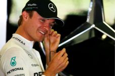 Mercedes Pagari Rosberg...