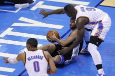 Ibaka Kembali, Thunder...
