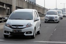 Konsumen Honda Mobilio...