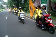 Mahasiswa Keliling Kampus...