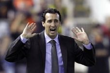 Digoda Milan, Emery...