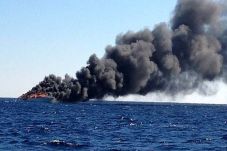 Kapal Tanker Meledak...