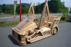 Maniwa Sport Car Kayu...
