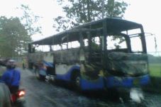 Bus Armada Jurusan Jakarta...
