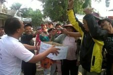 Tukang Ojek Bekasi Sumbang...