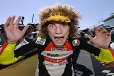 Simoncelli Segera Berlabel...