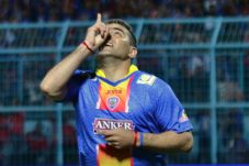 Gonzales Bawa Arema...