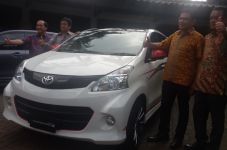 Facelifted Avanza Luxury...